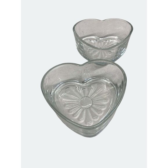 Heart Shaped Clear Glass Bowls Set 2 With Floral Design Decorative Serving Dish - Picture 2 of 7
